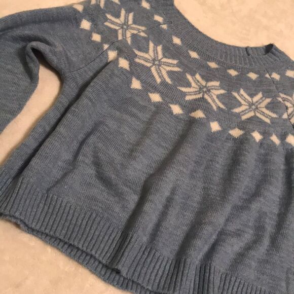 NWT Copper Key Soft Blue Snowflake Sweater - Sz L - Picture 1 of 7